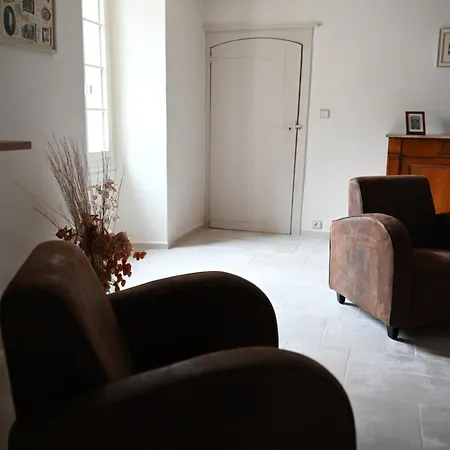 Le Nid Des Hirondelles Dom wakacyjny *