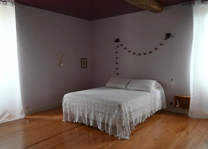 Le Nid Des Hirondelles 別荘 *